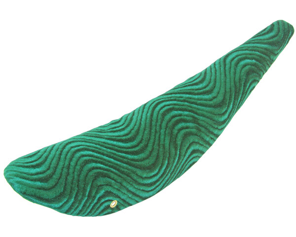 Banana Saddle Velour Green 26"